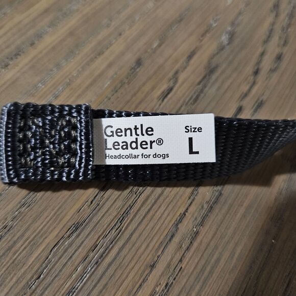 Pet Safe Gentle Leader Headcollar Large 60-130lbs Charcoal Dog Walking Must Have - Picture 8 of 10